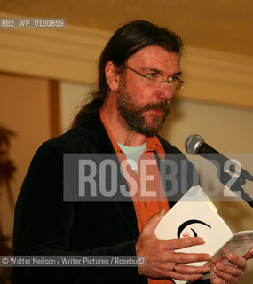 100 Poets, 100 Readings at St Andrews Stanza Poetry Festival 2007.Stuart B Campbell..Copyright©Walter Neilson/Writer Pictures/Rosebud2