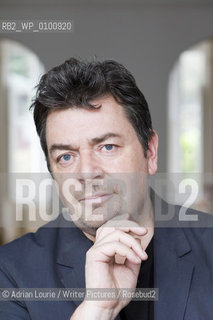 David Aaronovitch, author, journalist and broadcaster photographed in his North London home.                         .Copyright©Adrian Lourie/Writer Pictures/Rosebud2