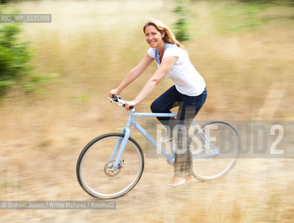 Kate Adams, health writer and founder of the Flat Tummy Club in London, 05/07/2010..copyright©Graham Jepson/Writer Pictures/Rosebud2