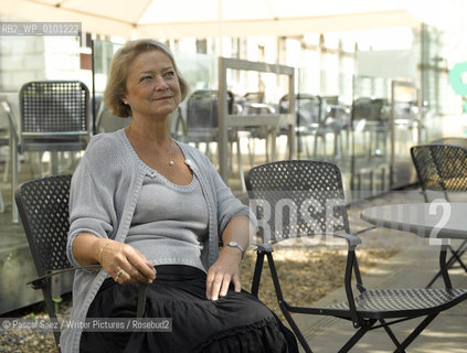 28 August 2004 - Edinburgh, UK - British writer and reporter, and former BBC Chief News Correspondent  Kate Adie.at the Edinburgh International Book Festival ..©Pascal Saez/Writer Pictures/Rosebud2