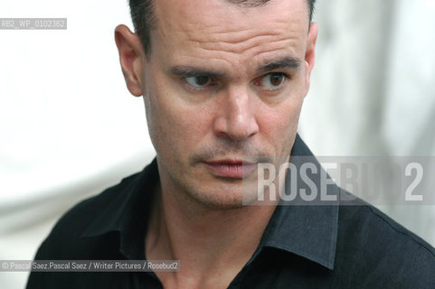 British crime writer Jake Arnott, author of The Long Firm, He Kills Coppers and Truecrime at the Edinburgh International Book Festival 2003...Copyright©Pascal Saez.Pascal Saez/Writer Pictures/Rosebud2