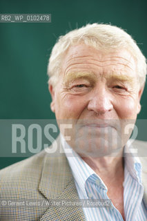 Paddy Ashdown, former MP and leader of The Liberal Democrat Party  and writer his memoirs A Fortunate Life at The Edinburgh International Book Festival 2009..copyright©Geraint Lewis/Writer Pictures/Rosebud2