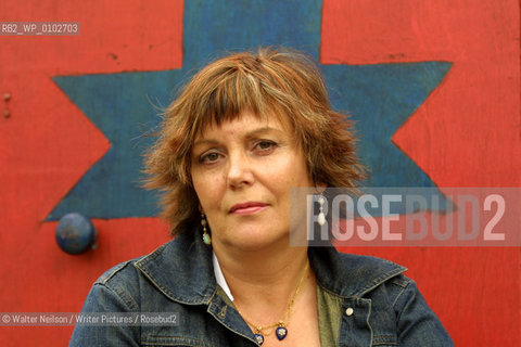 Scottish author Kate Atkinson at the Edinburgh International Book Festival 2002..Copyright©Walter Neilson/Writer Pictures/Rosebud2