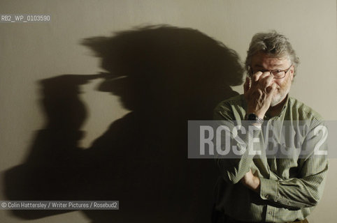 Author Iain Banks, pictured at Edinburghs Balmoral Hotel 15/01/08..copyright©Colin Hattersley/Writer Pictures/Rosebud2