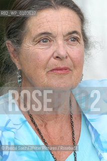 British childrens writer Lynne Reid Banks, author of many books, such as .The Indian In the Cupboard, at the Edinburgh International Book Festival 2003...Copyright©Pascal Saez/Writer Pictures/Rosebud2