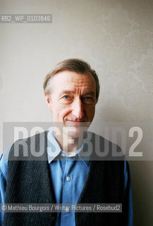 Julian Barnes..copyright©Mathieu Bourgois/Writer Pictures/Rosebud2