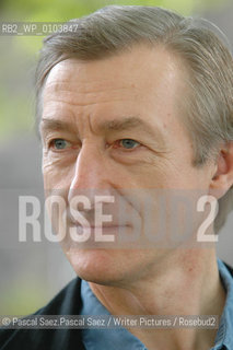 British writer Julian Barnes at the Edinburgh International Book Festival 2005..Copyright©Pascal Saez.Pascal Saez/Writer Pictures/Rosebud2