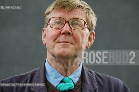 Alan Bennett, british writer ( his latest novel is The Uncommon Reader) and playwright, here at the Edinburgh International Book Festival 2007. ..Copyright©Pascal Saez/Writer Pictures/Rosebud2