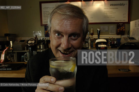 FESTIVAL, Gyles Brandreth night on the town interview portrait, pictured in the dressing rooms at the Assembly Rooms, 08/08/05...copyright©Colin Hattersley/Writer Pictures/Rosebud2