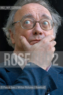 Concert Pianist and writer Alfred Brendel.at the Edinburgh International Book Festival 2003..Copyright©Pascal Saez/Writer Pictures/Rosebud2