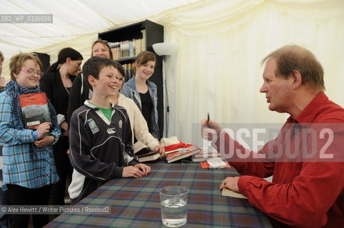 Michael Morpurgo during his book signing at the Borders Book Festival 2010..The festival runs from Thursday 17th June to Sunday 20th June.for further info please go to the website at www.bordersbookfestival.org or contact Nicky Stonehill on 07740 681 560 or nicky@stonehillsalt.co.uk..Copyright©Alex Hewitt/Writer Pictures/Rosebud2