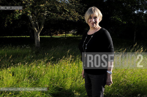 Victoria Wood at the Borders Book Festival 2010..The festival runs from Thursday 17th June to Sunday 20th June.for further info please go to the website at www.bordersbookfestival.org or contact Nicky Stonehill on 07740 681 560 or nicky@stonehillsalt.co.uk..Copyright©Alex Hewitt/Writer Pictures/Rosebud2
