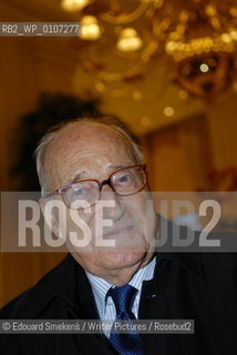 Au MÈridien Hotel, 19h00 Interview.La rÈvolution de la croix.Elected to AcadÈmie franÁaise 15feb1979..Copyright©Edouard Smekens/Writer Pictures/Rosebud2