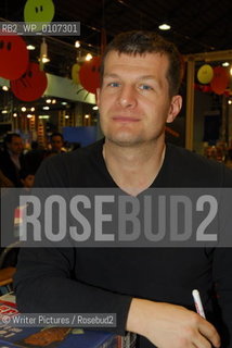 Cartoonist Bertschy, crea©Writer Pictures/Rosebud2