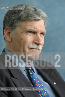 26 August 2005-Edinburgh, UK- Canadian Army General Romeo Dallaire, author of the book Shaking Hands With The Devil at the Edinburgh International Book Festival..General Dallaire was leading the UN peacekeeping force in Rwanda in 1994, but was unable to prevent the genocide of the Tutsis by the Hutus...Copyright©Pascal S/Writer Pictures/Rosebud2