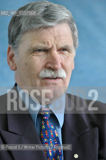 26 August 2005-Edinburgh, UK- Canadian Army General Romeo Dallaire, author of the book Shaking Hands With The Devil at the Edinburgh International Book Festival..General Dallaire was leading the UN peacekeeping force in Rwanda in 1994, but was unable to prevent the genocide of the Tutsis by the Hutus...Copyright©Pascal S/Writer Pictures/Rosebud2