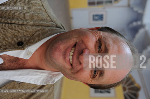 William Dalrymple,  author, at The DSC Jaipur Literature Festival 2009 billed as Asias Leading Literary Festival at Diggi Palace the old city area of Jaipur,  capital city of Rajastan...copyright©Nick Cunard/Writer Pictures/Rosebud2