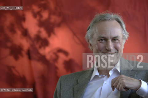 PIC: ROB MCDOUGALL / WRITERS PICTURES.EDINBURGH BOOK FESTIVAL 2005.RICHARD DAWKINS
©Writer Pictures/Rosebud2