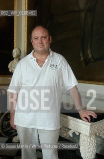 Louis De Bernieres at the Althorp Literary Festival, Northampton, UK, June 19, 2005.  ..©Susan Martin/Writer Pictures/Rosebud2