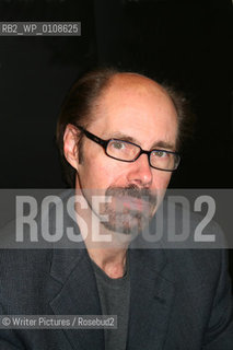 Jeffery Deaver promoting his new book, The Sleeping Doll, at Waterstone©Writer Pictures/Rosebud2