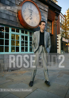 Jeffery Deaver promoting his new book, The Sleeping Doll, at Waterstone©Writer Pictures/Rosebud2
