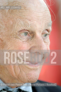 British writer and journalist William Deedes at the Edinburgh International Book Festival 2003..Copyright©Pascal saez.Pascal Saez/Writer Pictures/Rosebud2