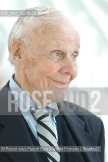 British writer and journalist William Deedes at the Edinburgh International Book Festival 2003..Copyright©Pascal saez.Pascal Saez/Writer Pictures/Rosebud2