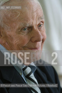 British writer and journalist William Deedes at the Edinburgh International Book Festival 2003..Copyright©Pascal saez.Pascal Saez/Writer Pictures/Rosebud2