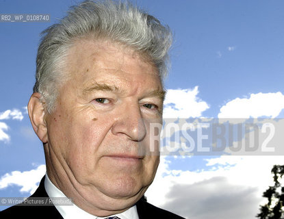 Frank Delaney Irish author CREDIT Geraint L©Writer Pictures/Rosebud2