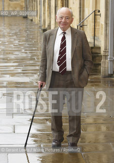 Colin Dexter, Writer and creator of Inspector Morse at Christchurch College at The Oxford Literary Festival 2010..copyright©Geraint Lewis/Writer Pictures/Rosebud2