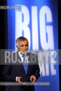 Jonathan Dimbleby hosts the Big Debate, a discussion about the future of primary school teaching for Teachers TV..©Rogan MacDonald/Writer Pictures/Rosebud2