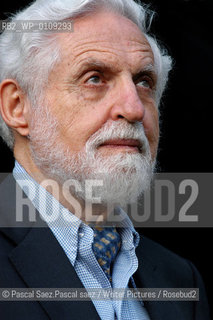 US scientist (inventor of the contraceptive pill), novelist and dramatist Carl Djerassi.at the Edinburgh International Book Festival 2004..Copyright©Pascal Saez.Pascal saez/Writer Pictures/Rosebud2
