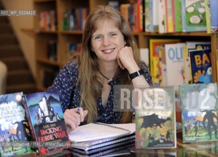 Childrens author Lari Don . ..Copyright©Ian Rutherford/TSPL/Writer Pictures/Rosebud2