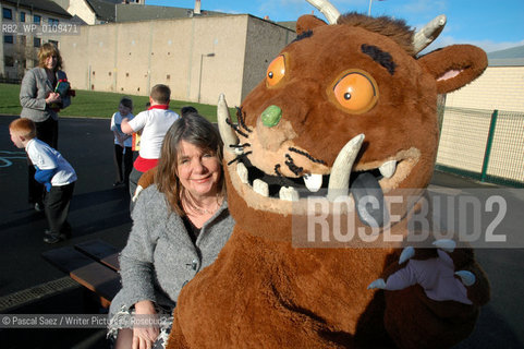 Writer Julia Donaldson and her creation the Gruffalo at Pilton Primary School, Edinburgh. ..Copyright©Pascal Saez/Writer Pictures/Rosebud2