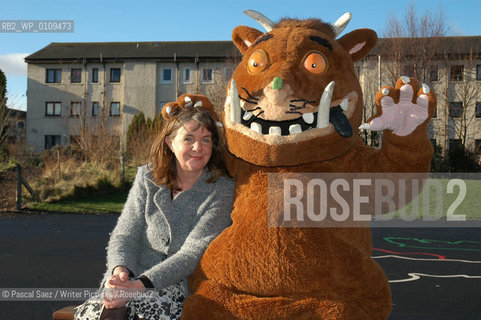 Writer Julia Donaldson and her creation the Gruffalo at Pilton Primary School, Edinburgh. ..Copyright©Pascal Saez/Writer Pictures/Rosebud2