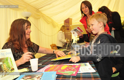 Julia Donaldson/Gruffalo ..Copyright©Colin Hattersley/Writer Pictures/Rosebud2