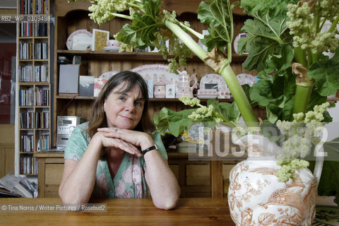Julia Davidson, author of the Gruffalo series of books for children  ..copyright©Tina Norris/Writer Pictures/Rosebud2