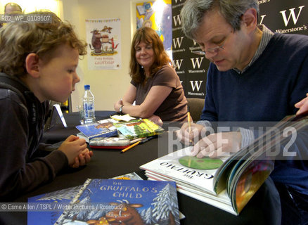 Julia Donaldson..copyright©Esme Allen/TSPL/Writer Pictures/Rosebud2