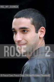 American writer Joaquin Dorfman, son of writer Ariel Dorfman and author of The Burning City at the Edinburgh International Book Festival 2003..                                                 .copyright©Pascal Saez.Pascal Saez/Writer Pictures/Rosebud2