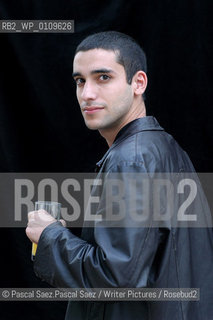 American writer Joaquin Dorfman, son of writer Ariel Dorfman and author of The Burning City at the Edinburgh International Book Festival 2003..                                                 .copyright©Pascal Saez.Pascal Saez/Writer Pictures/Rosebud2