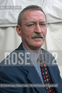 Scottish writer Robert Douglas at the Edinburgh International Book Festival 2004..Copyright©Pascal Saez.Pascal Saez/Writer Pictures/Rosebud2