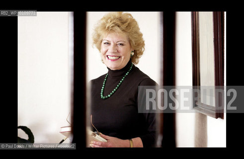 Author Evelyn Doyle at home in Whitburn, Scotland..Copyright©Paul Dodds/Writer Pictures/Rosebud2