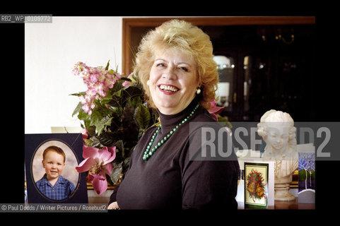 Author Evelyn Doyle at home in Whitburn, Scotland..Copyright©Paul Dodds/Writer Pictures/Rosebud2