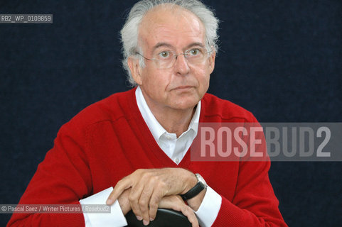French philosopher and writer Roger-Pol Droit at the Edinburgh International Book Festival...Copyright©Pascal Saez/Writer Pictures/Rosebud2