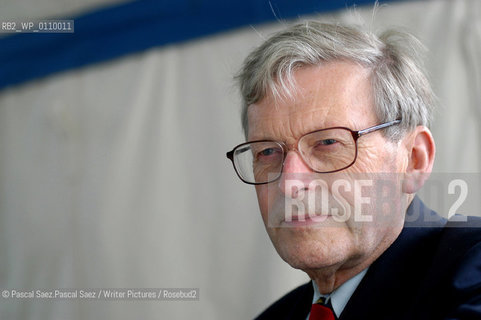 British historian and writer Christopher Duffy at the Edinburgh International Book Festival 2003..                                               .copyright©Pascal Saez.Pascal Saez/Writer Pictures/Rosebud2