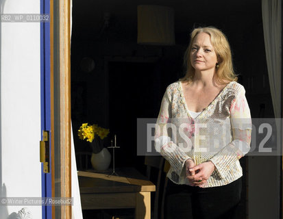 Stella Duffy,Writer ,actress and female comic. CREDIT Geraint Lewis
©Writer Pictures/Rosebud2
