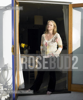 Stella Duffy,Writer ,actress and female comic. CREDIT Geraint Lewis
©Writer Pictures/Rosebud2