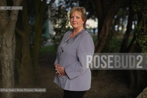 Irish author Catherine Dunne photographed in Clontarf, Dublin.    ..Copyright©Fran Veale/Writer Pictures/Rosebud2