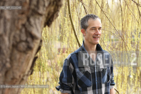 Geoff Dyer, author pictured in Regents Park, London.                         .Copyright©Graham Jepson/Writer Pictures/Rosebud2