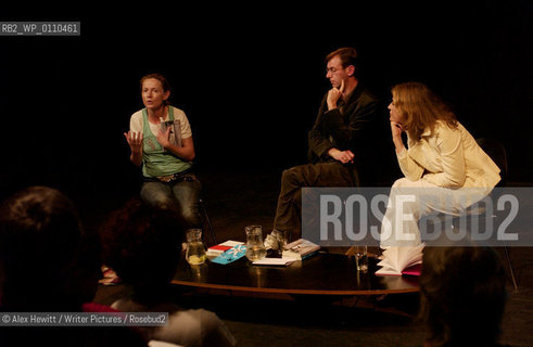 Famous first books discussion group at the Debut Author Festival 2007. Chaired by Stuart Kelly, literary Editor for Scotland on Sunday. With guest speakers Kirsty Gunn and Maria Alvarez..Traverse Theatre Edinburgh..Copyright©Alex Hewitt/Writer Pictures/Rosebud2
